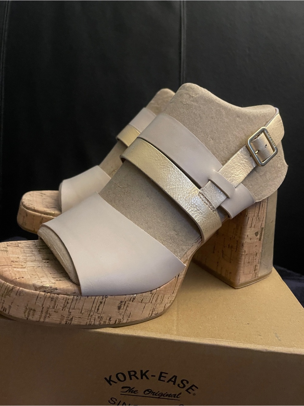 Kork-Ease Women’s Maxi Nude/ Neutral  Gold Combo Platform Sandal Sz 11 NWB